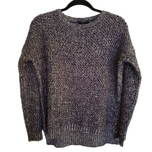 Forever 21 Chunky Knit Sweater Size Medium